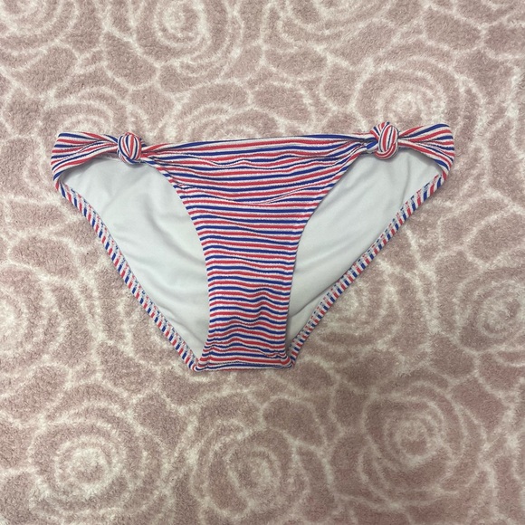 Various Brands, All sizes Medium or Large, Various colors - Picture 5 of 9